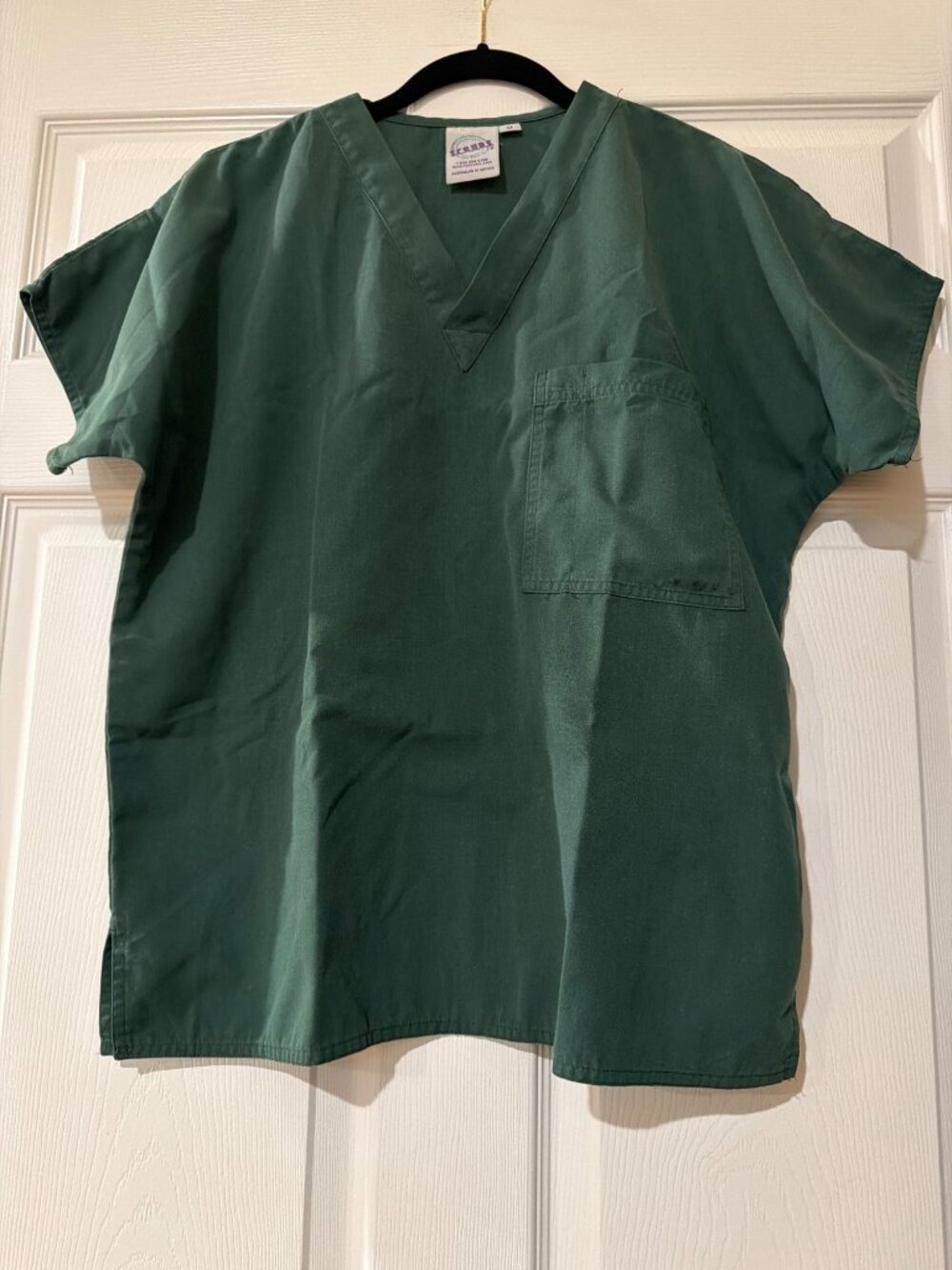 S.C.R.U.B.S. Green Unisex V-Neck Scrub Top With Pocket Size M